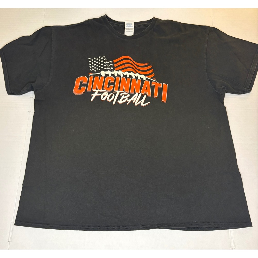 Vintage-Style Cincinnati Bengals Football Graphic T-Shirt Who Dey